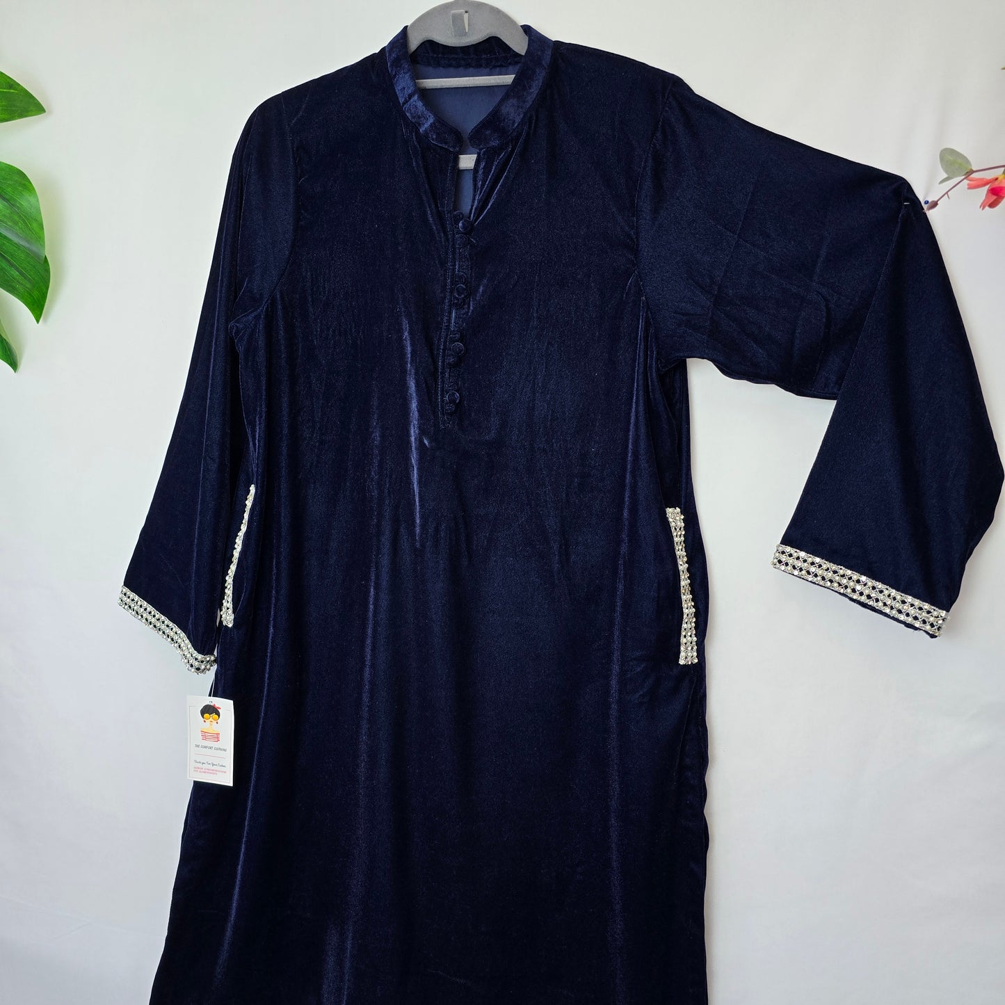 Velvet Straight Kurta Partywear / Winter Kameez