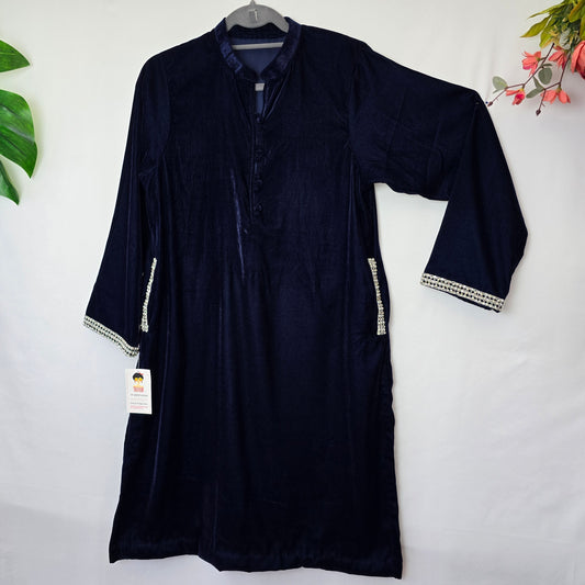 Velvet Straight Kurta Partywear / Winter Kameez