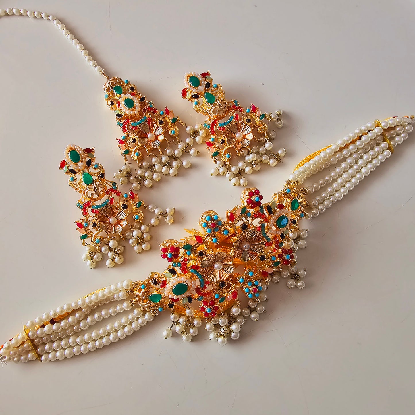 Indian/ Pakistani/ Asian Choker Set || Jhumkas and Teeka Set