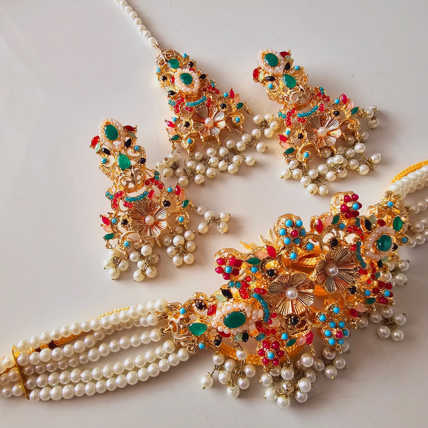 Indian/ Pakistani/ Asian Choker Set || Jhumkas and Teeka Set