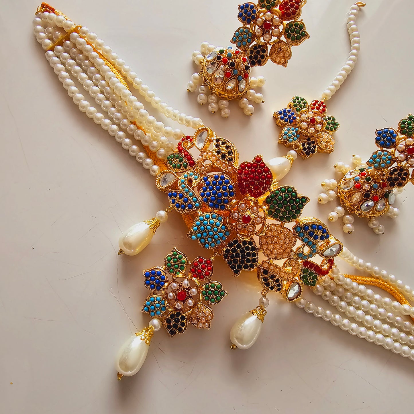 Indian/ Pakistani/ Asian Choker Set || Jhumkas and Teeka Set