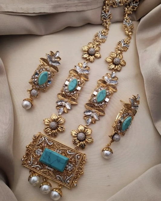 Pakistani/ Indian/ Asian Jewelry Set || Mala Necklace, Jhumkas and Tika || Formal Wear Jewelry