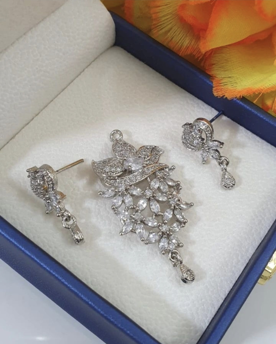 American Diamond Pendant Set