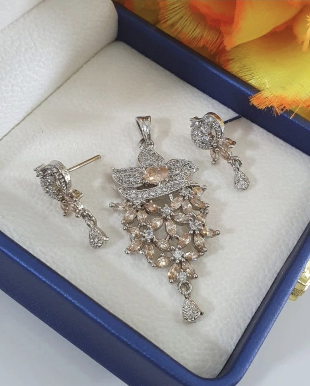 American Diamond Pendant Set