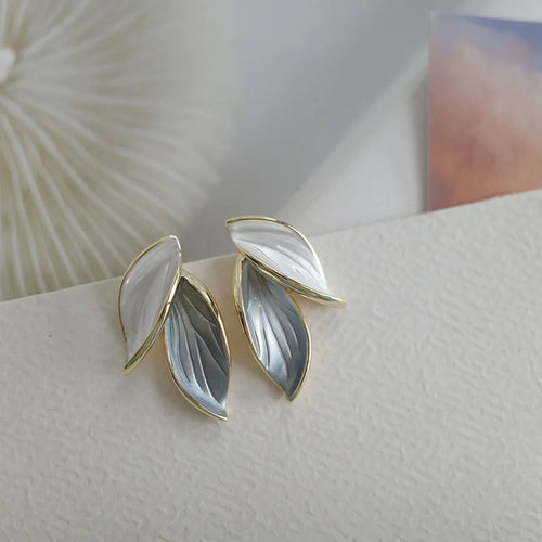 Sweet Leaf Stud Earrings For Women Fresh Blue And White Plant Ear Stud