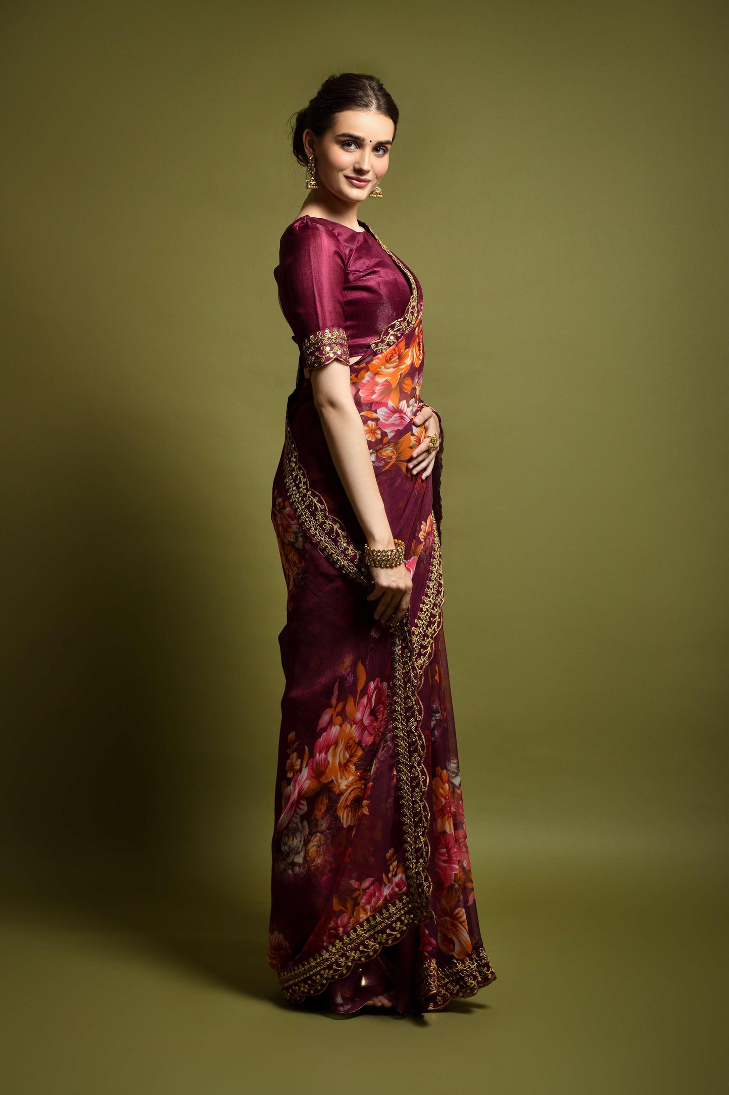 Floral Print Saree with Scalloped Border
